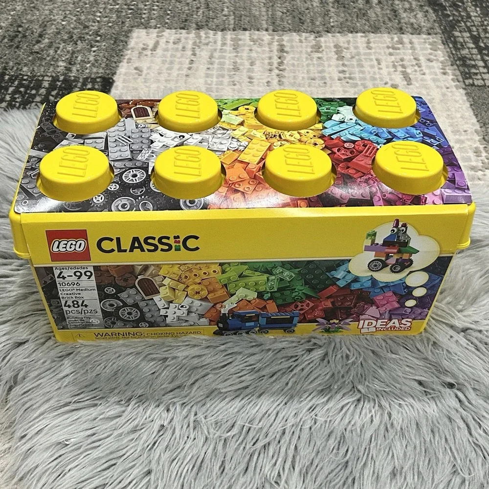LEGO Classic Medium Creative Brick Box 10696 Ideas Included 484 pcs‎